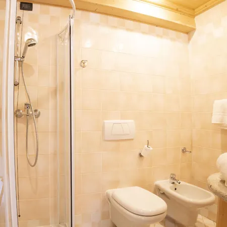 Mono 3 Apt-124 By Interhome *